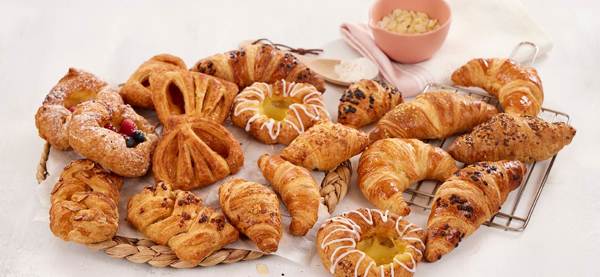 Wienerbakst og store og små croissanter